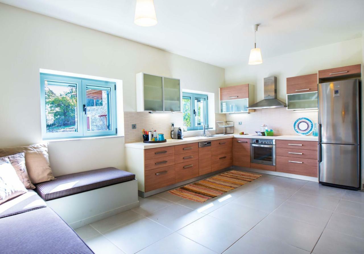 Villa Serenis Porovitsa Εξωτερικό φωτογραφία